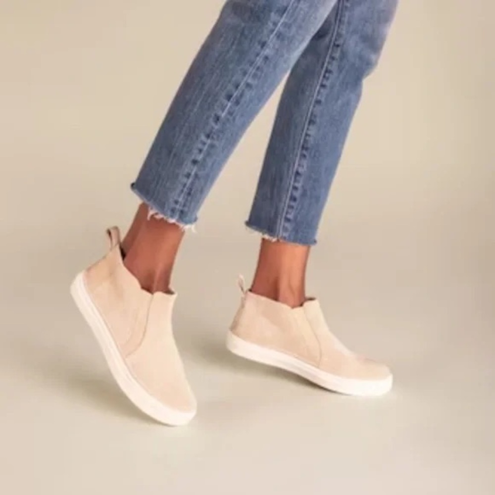 TOMS Womens Bryce Slip On Sneakers Shoes Casual - Sand Suede